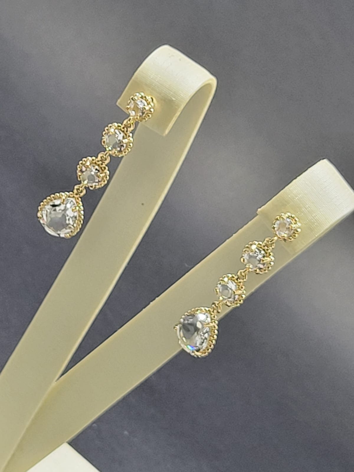 Luna Earring