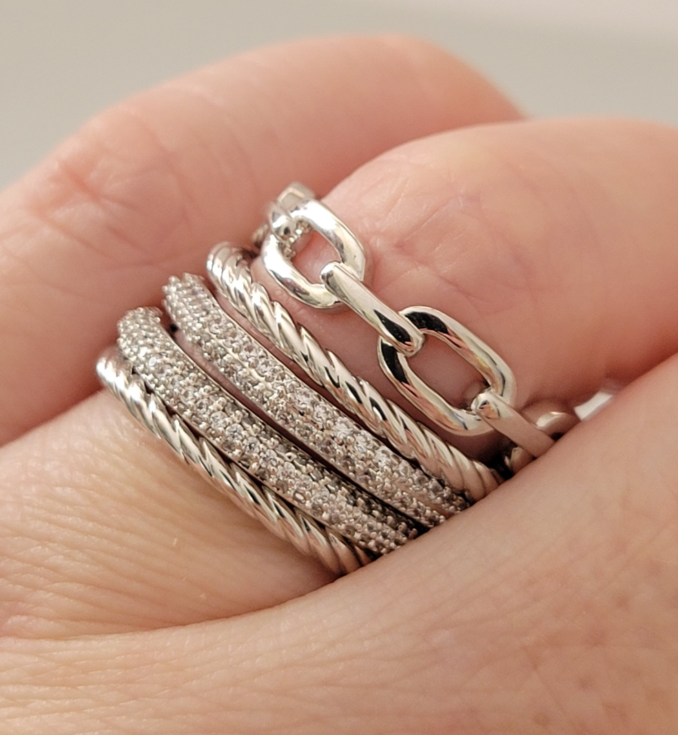 Mavie Ring