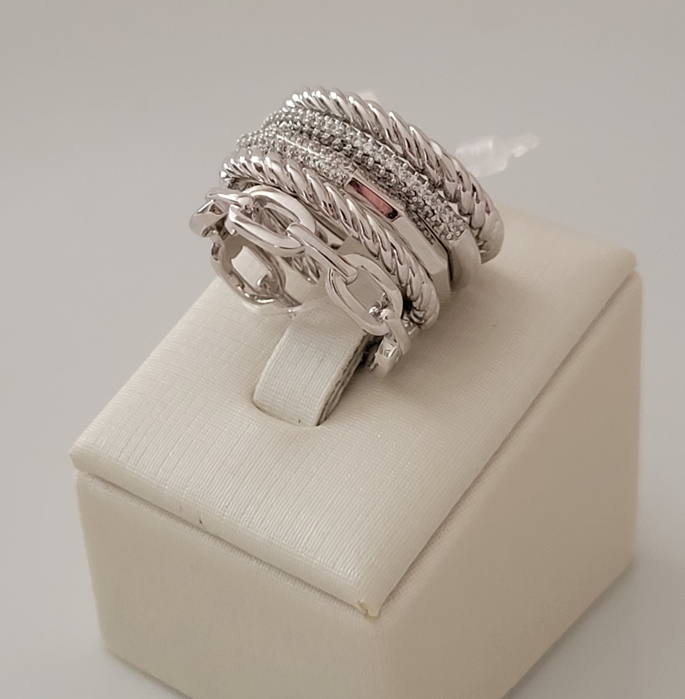Mavie Ring