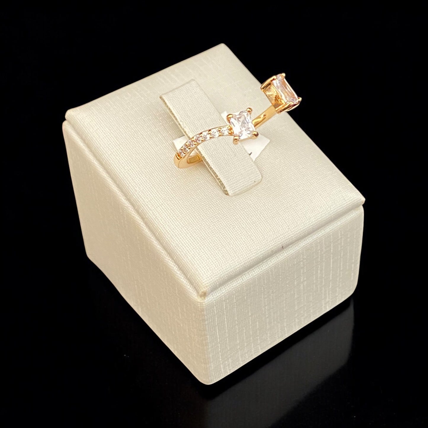Camilla Ring