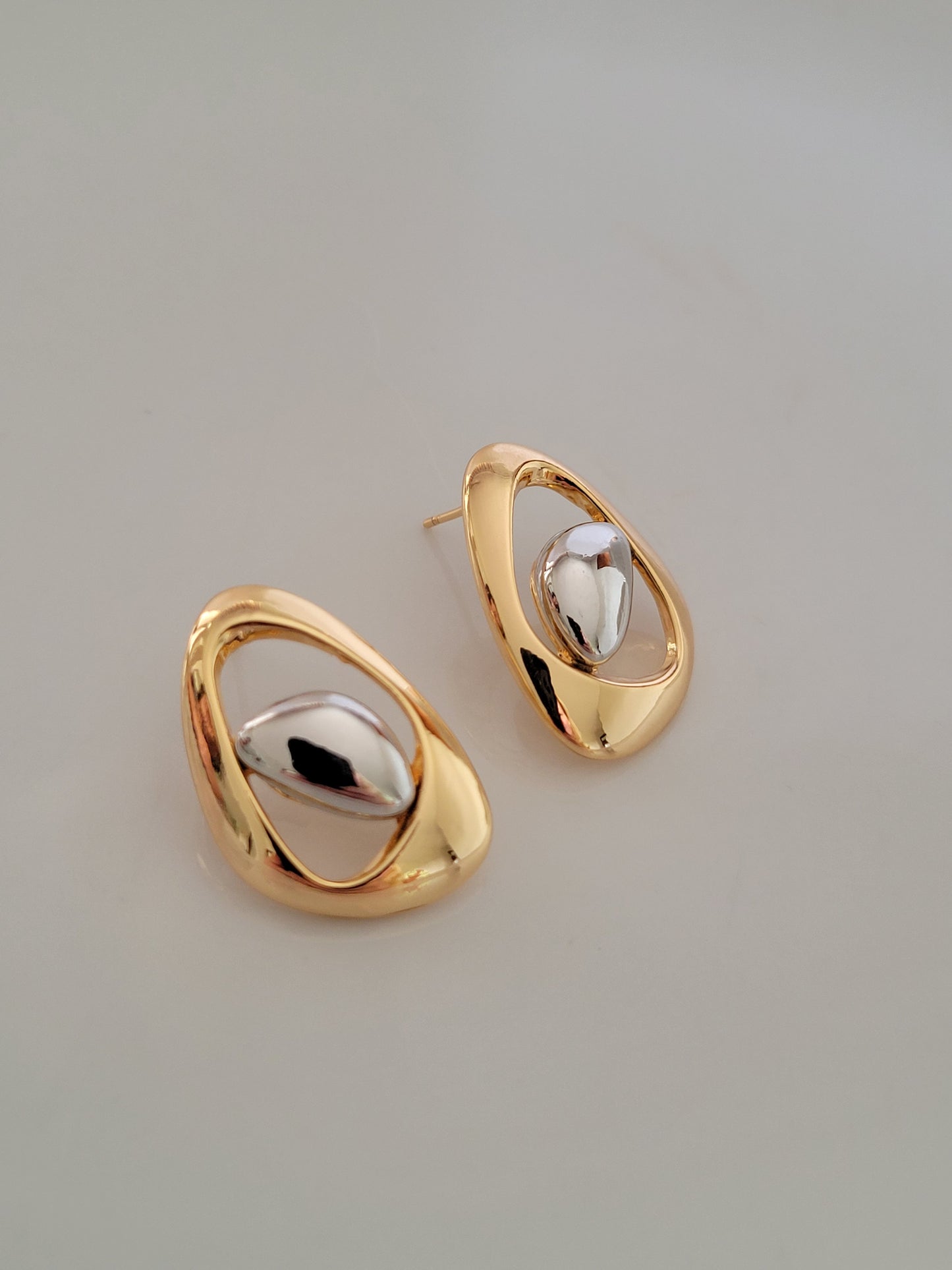 Tiely Earring