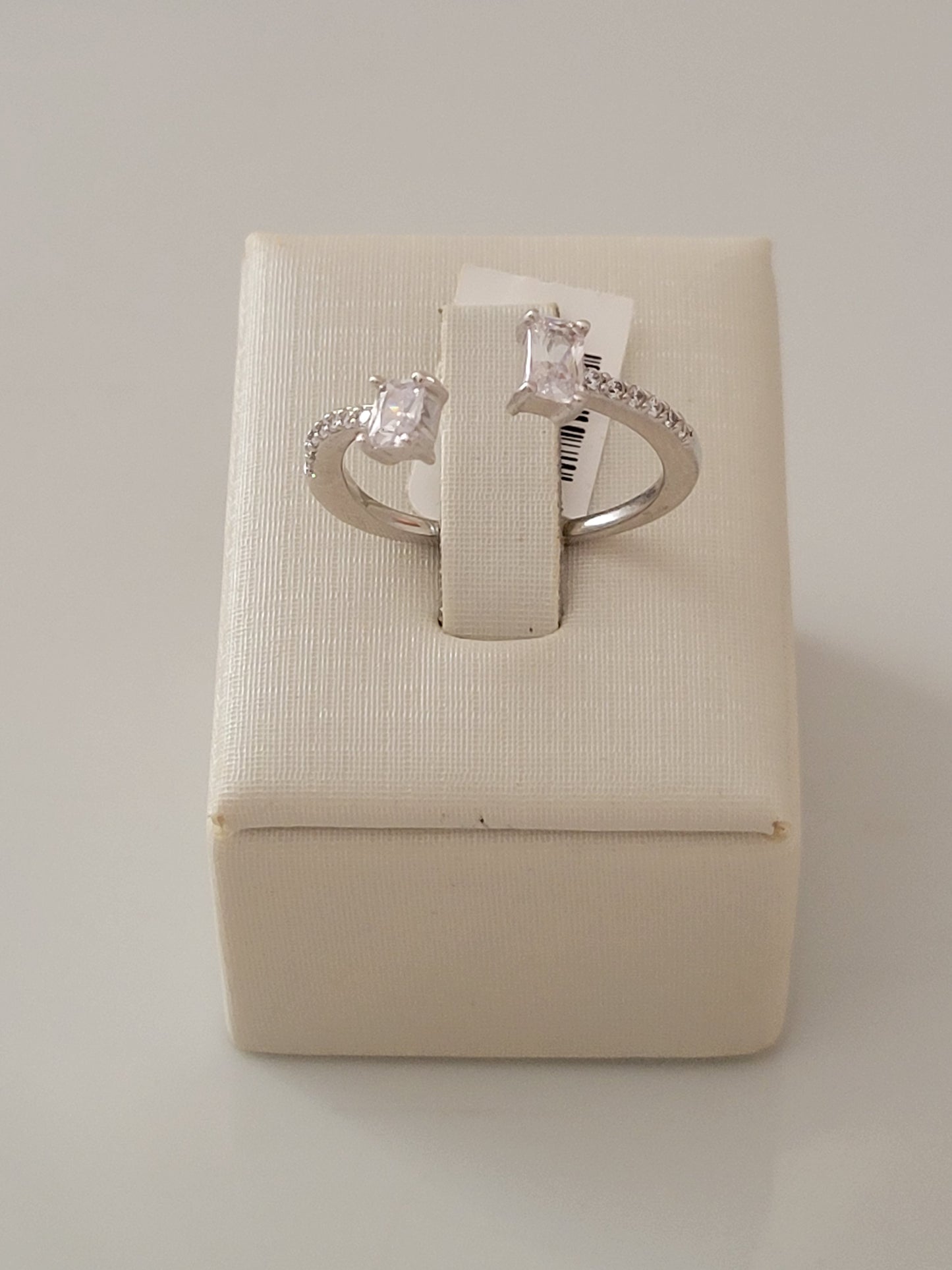 Camilla Ring