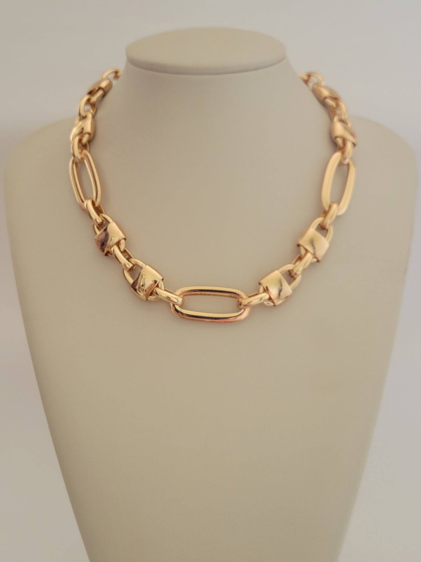 Roxy Necklace