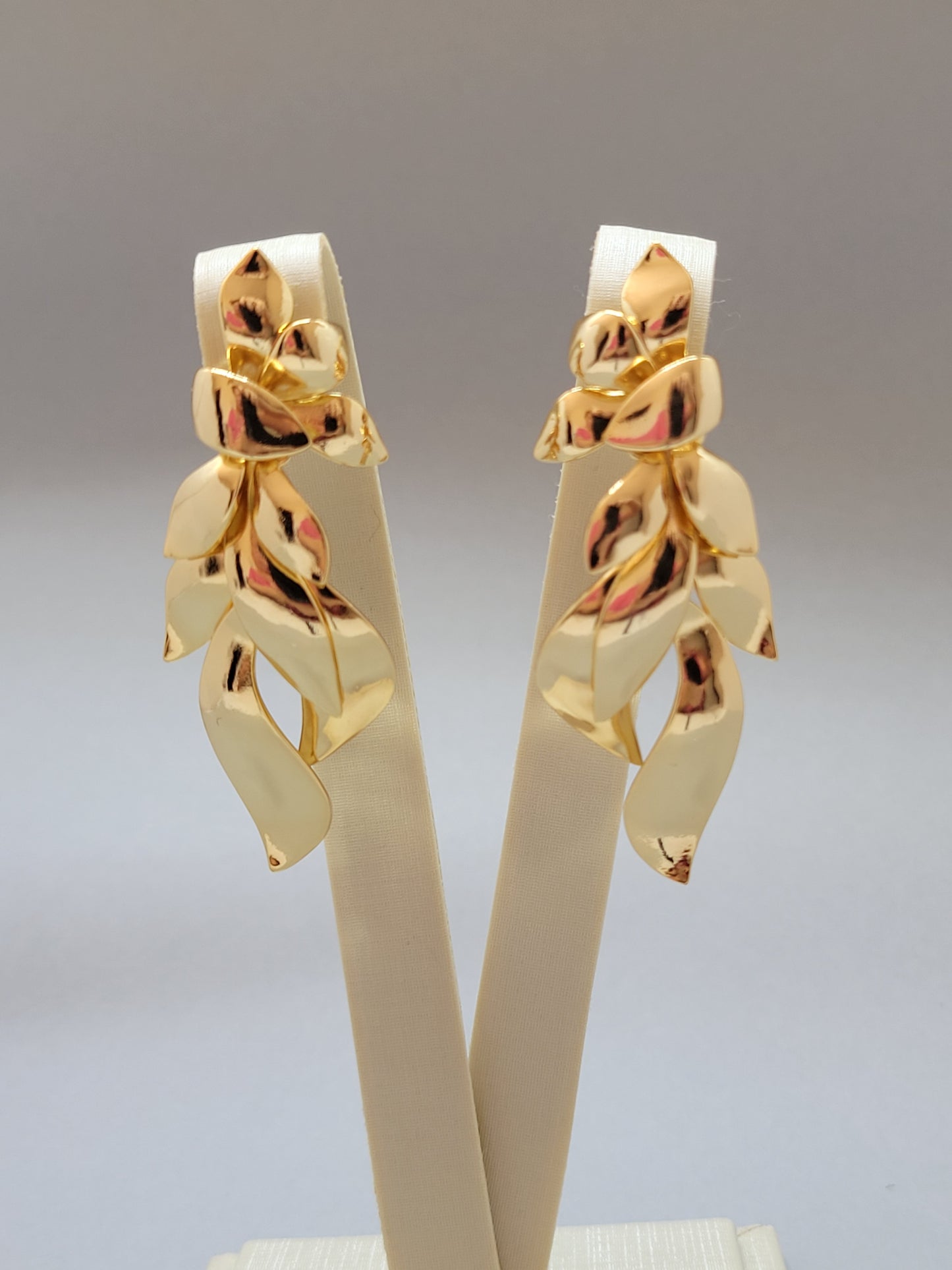 Lirio Earring