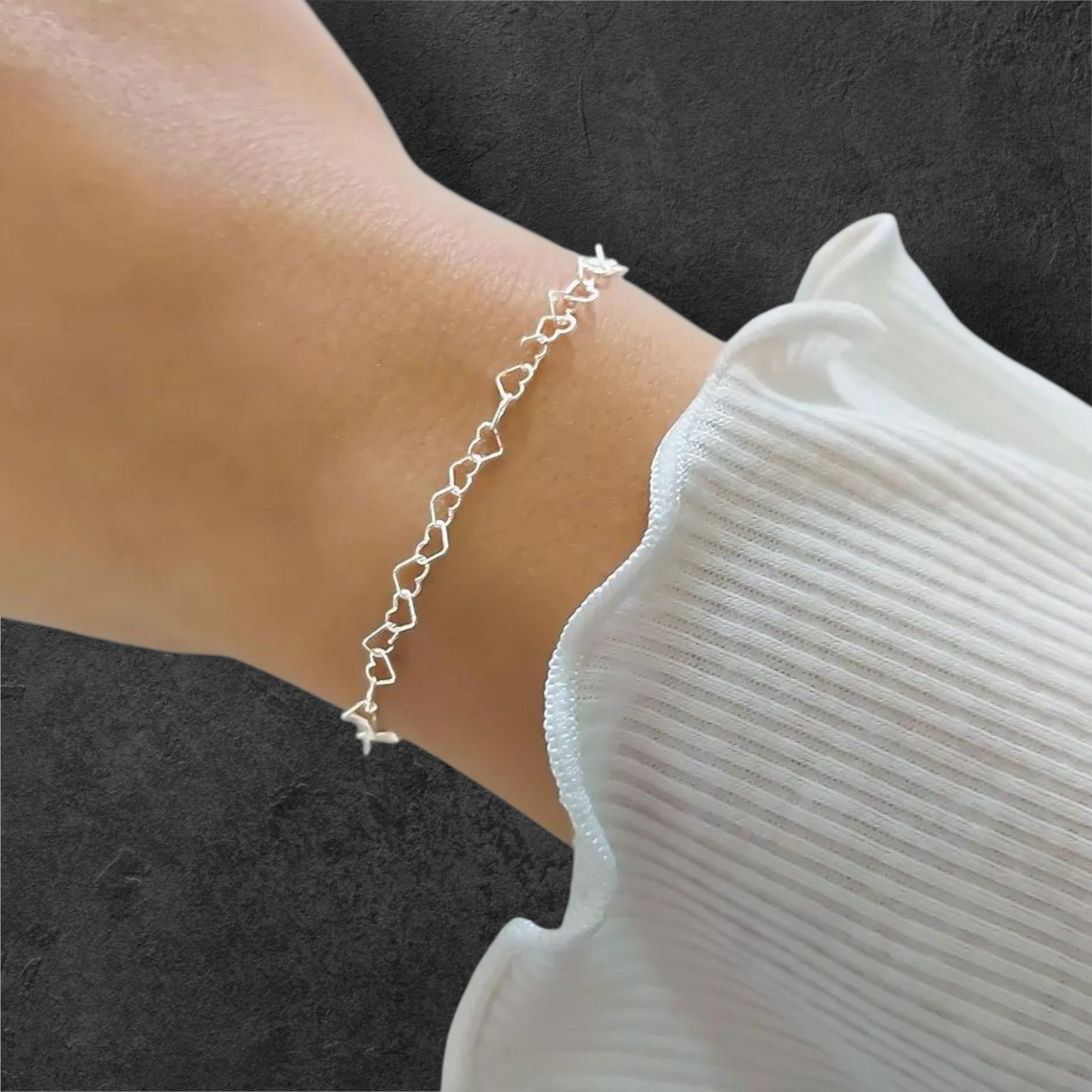 Luna Hearts Chain Bracelet