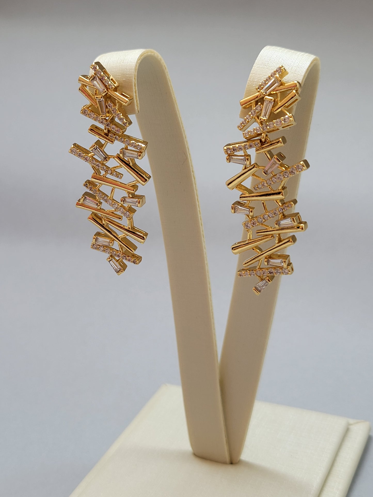 Tassia Earring
